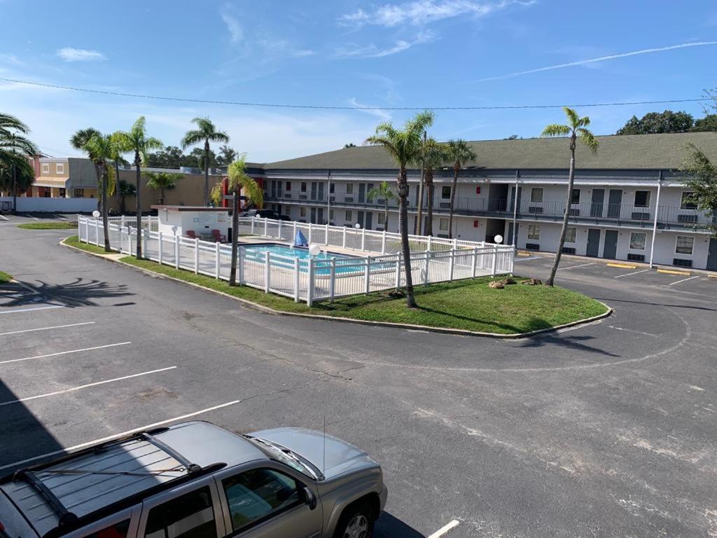 La Casa Inn New Port Richey Gulf Beach Us-19 Exteriör bild