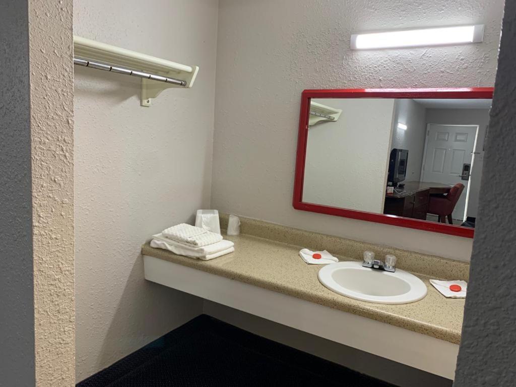 La Casa Inn New Port Richey Gulf Beach Us-19 Exteriör bild