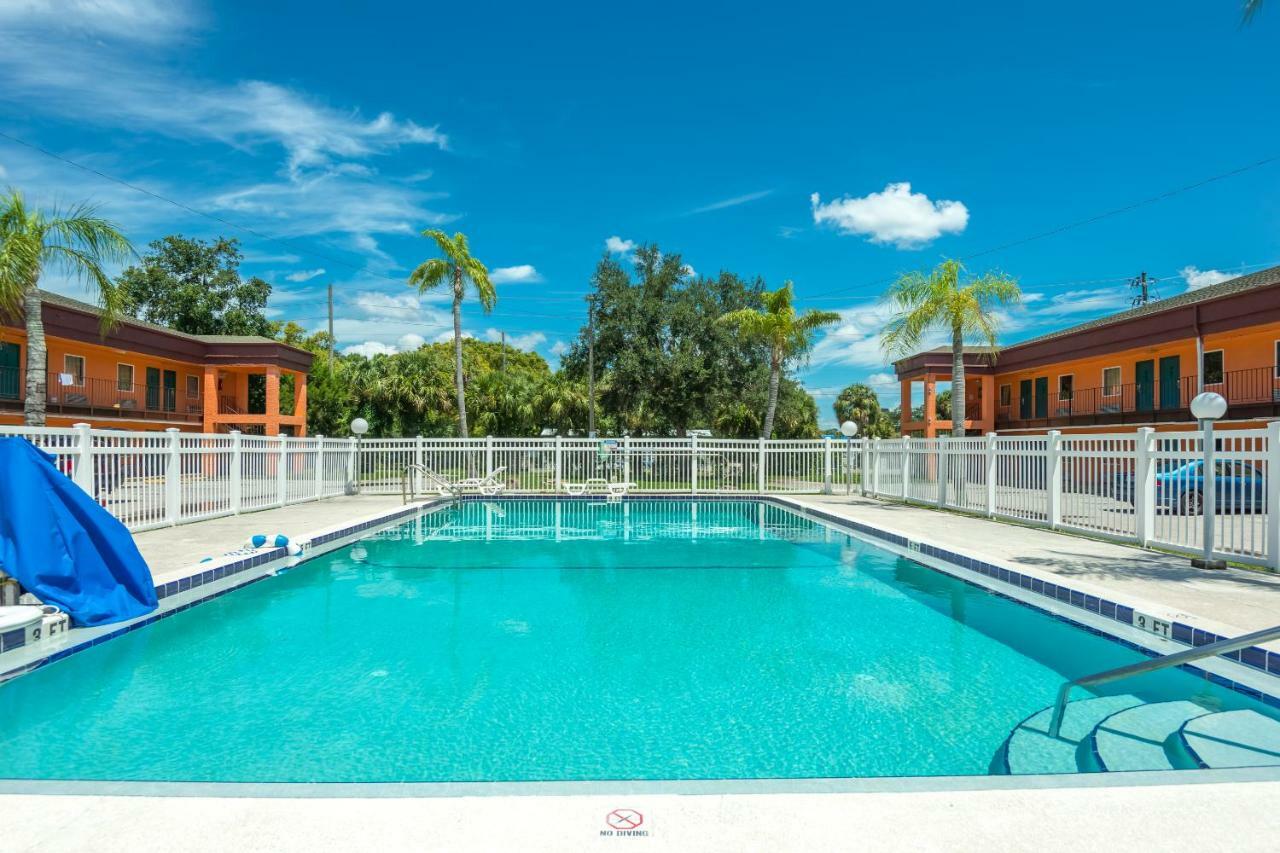 La Casa Inn New Port Richey Gulf Beach Us-19 Exteriör bild