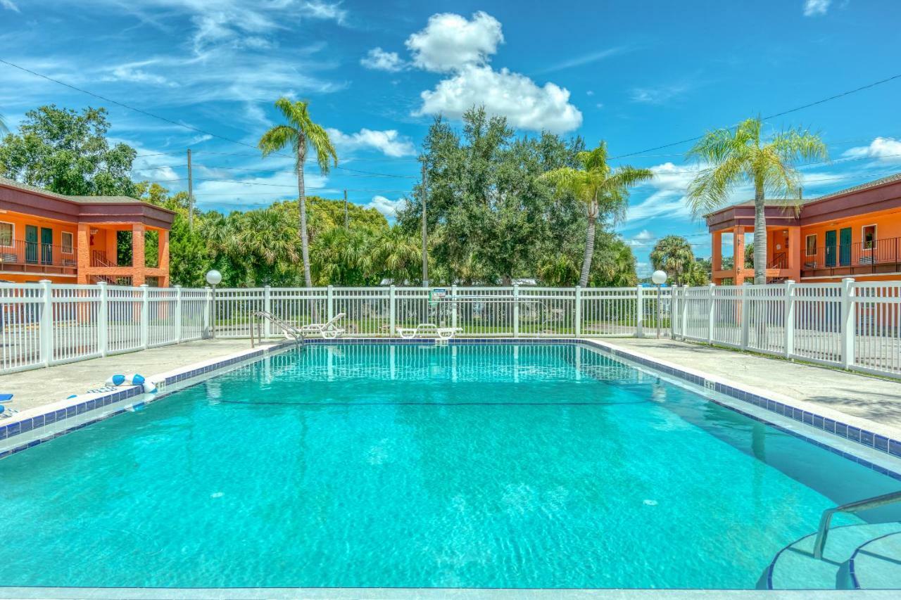 La Casa Inn New Port Richey Gulf Beach Us-19 Exteriör bild